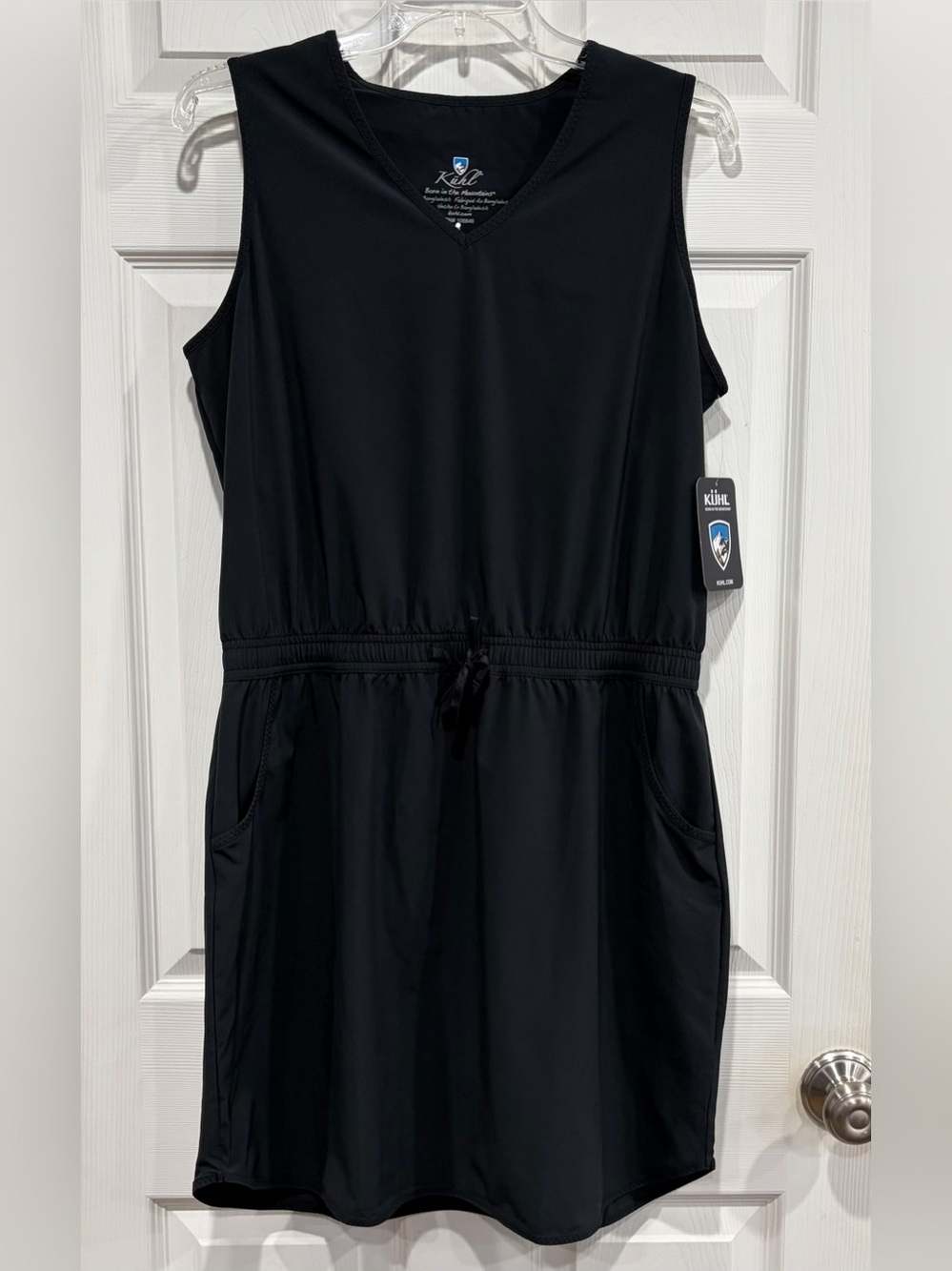 Kuhl Women's Medium Vantage Dress Black NWT Four-way Stretch Drawcord UPF 50+
